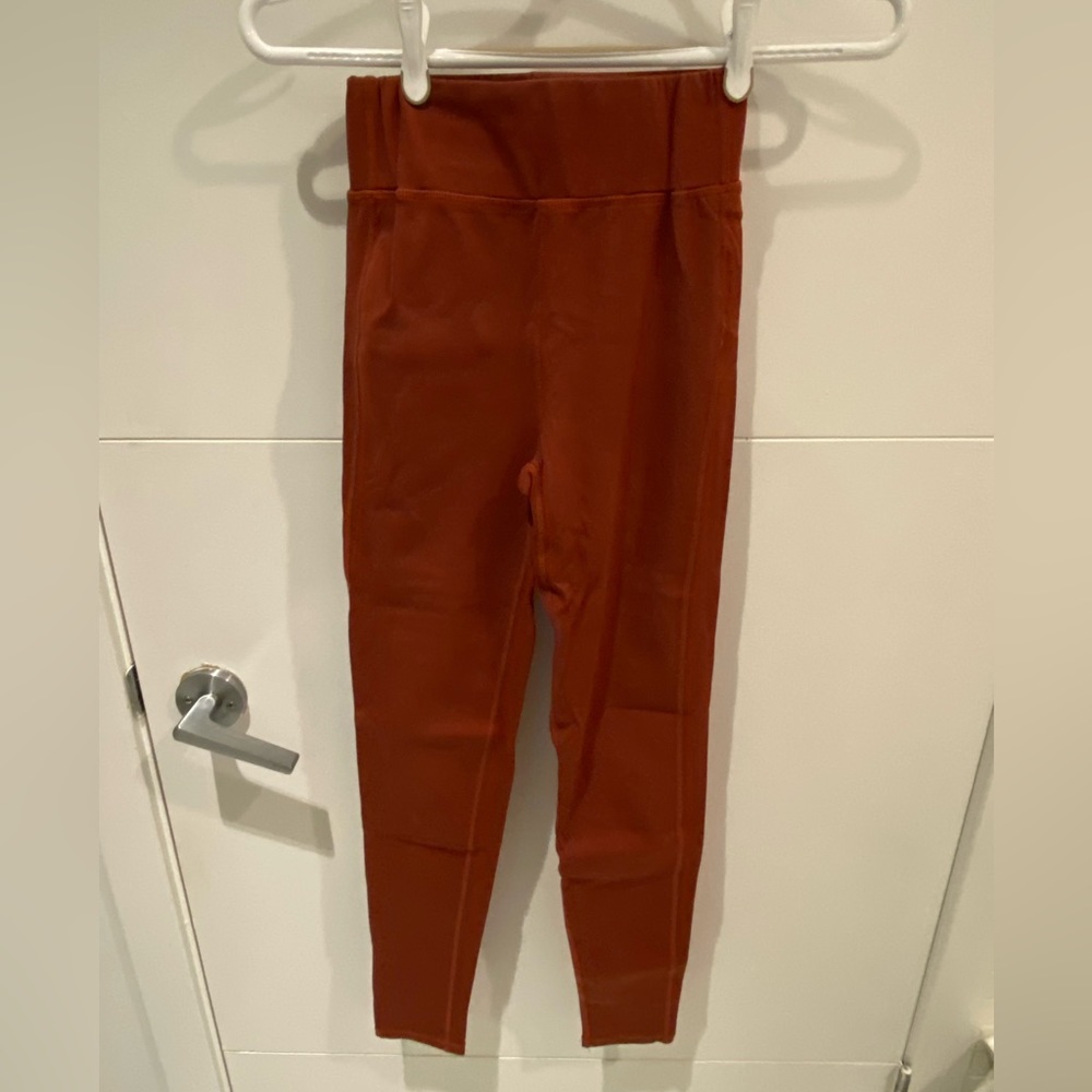 Xs byegreis leggings in rust orange